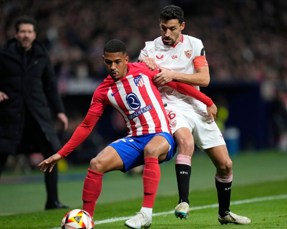 包含全明星赛集结日再迎强敌，塞维利亚单刀错失，主帅态度：球迷炸锅，赛程密集仍需轮换的词条