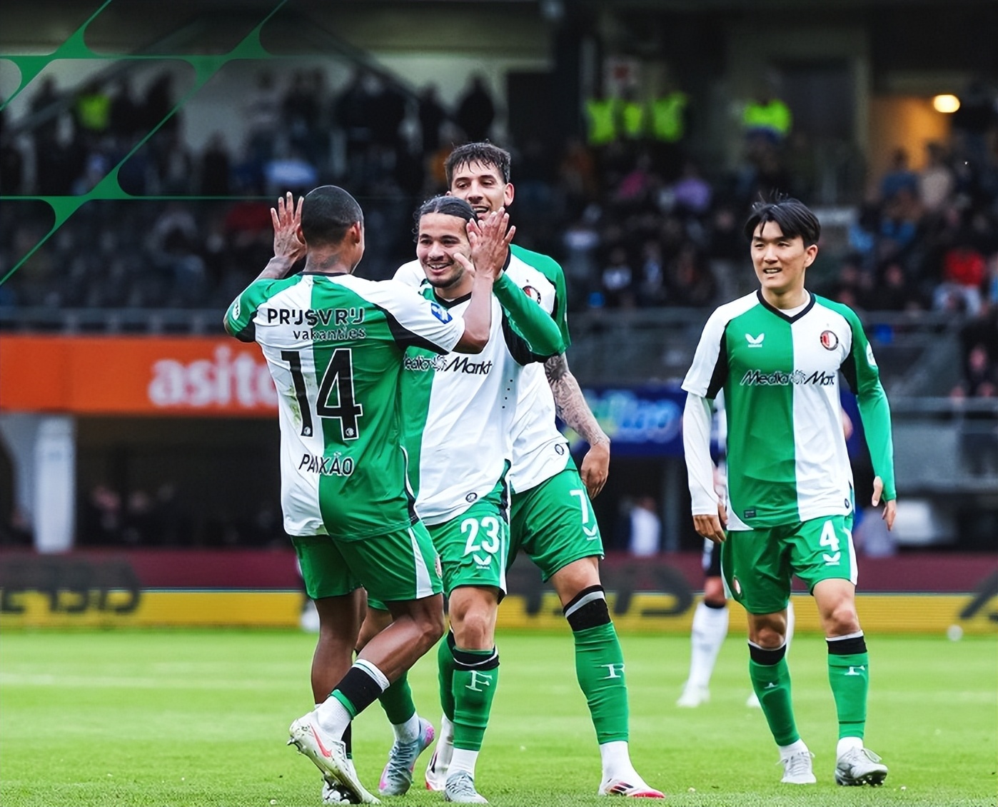 TianBo Sports包含费耶诺德发布备战花絮，赛前内部沟通，德甲任务艰巨，赛程密集仍需轮换的词条